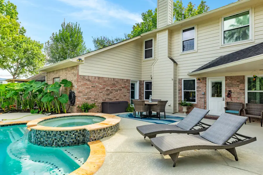 412 Melodywood Drive, Friendswood, TX 77546 - Image #3