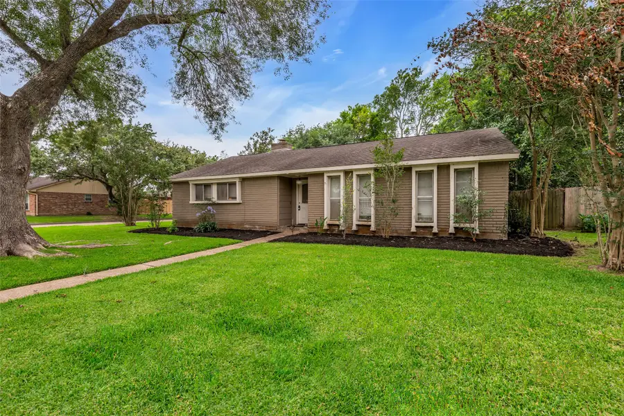 16934 Townes Road, Friendswood, TX 77546 - #2