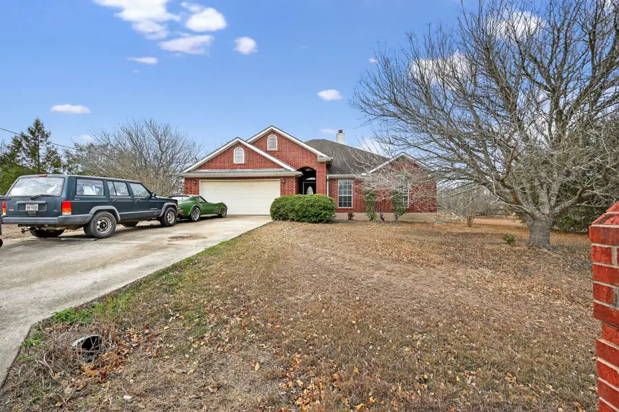116 Creek Ridge Drive, Bastrop, TX 78602 - Image #2