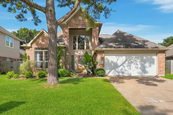 4006 Stonehurst Drive, Pearland, TX 77584