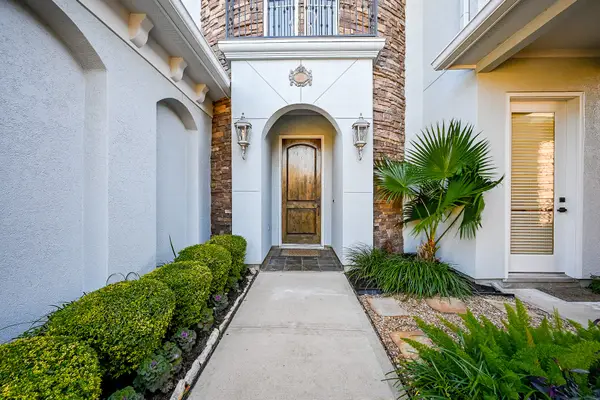 3815 Antibes Lane, Houston, TX 77082