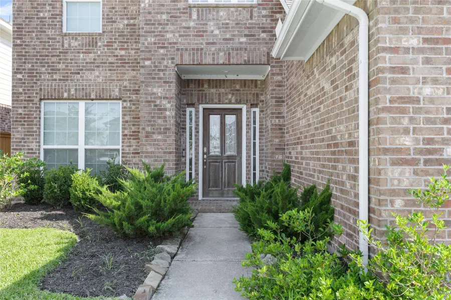 2314 Red Slate Drive, Rosharon, TX 77583 - Image #2