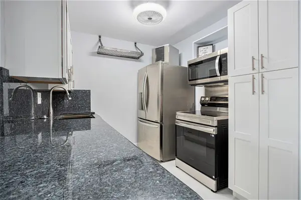 4633 Wild Indigo Street #536, Houston, TX 77027