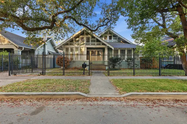 3308 Yupon Street, Houston, TX 77006