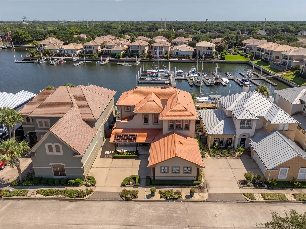 529 Southport Lane, Kemah, TX 77565 - #1