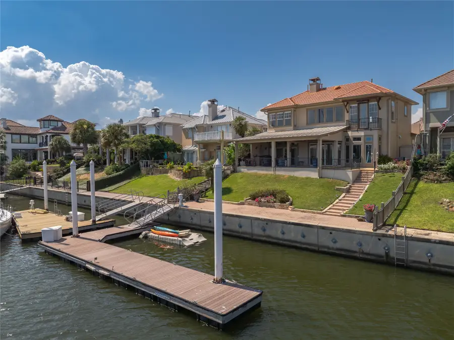 529 Southport Lane, Kemah, TX 77565 - #2