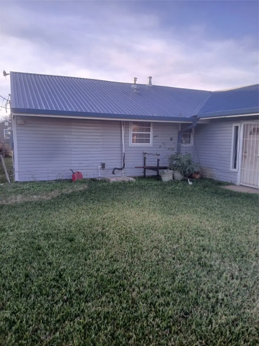 5711 Doolittle Boulevard, Houston, TX 77033 - #3