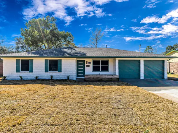 5619 Effingham Drive, Houston, TX 77035