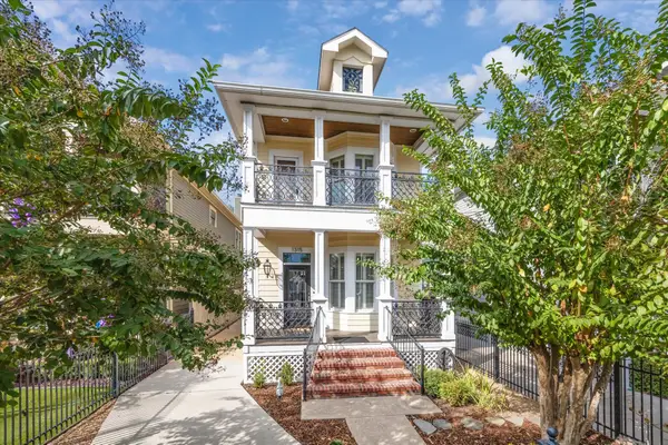 1315 W 22nd Street, Houston, TX 77008