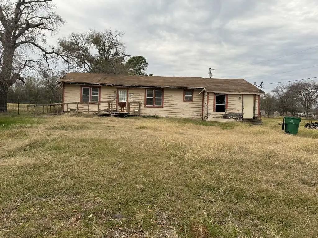 801 Clark Street, Fairfield, TX 75840 - Image #1