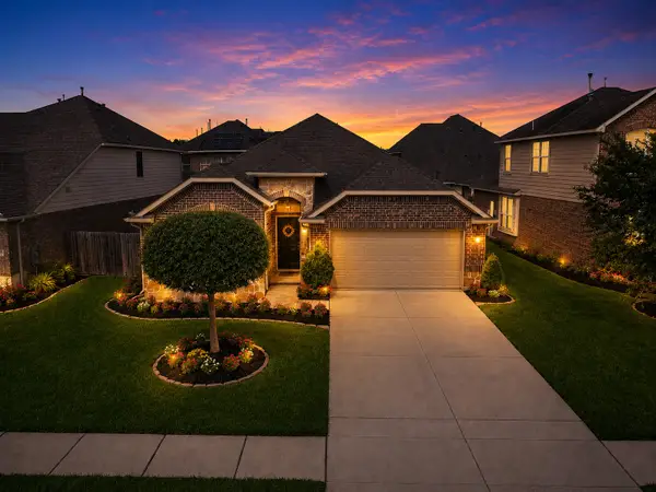 13806 Kodiak Brown Bear Street, Crosby, TX 77532