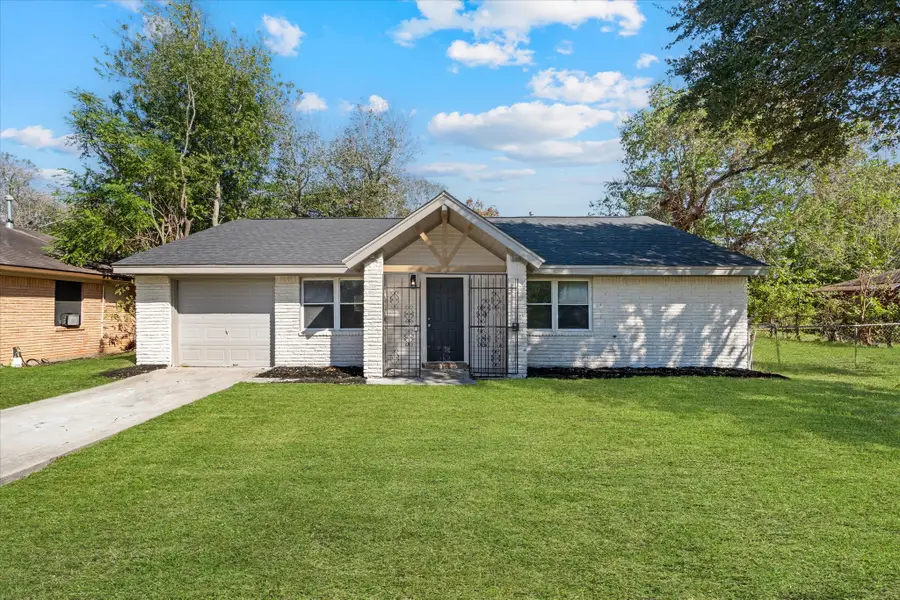 5531 Elm Tree Drive, Houston, TX 77048 - Image #2