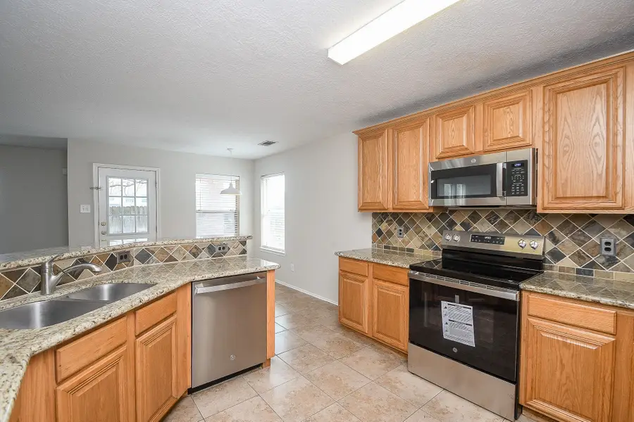 3207 English Oaks Boulevard, Pearland, TX 77584 - #2