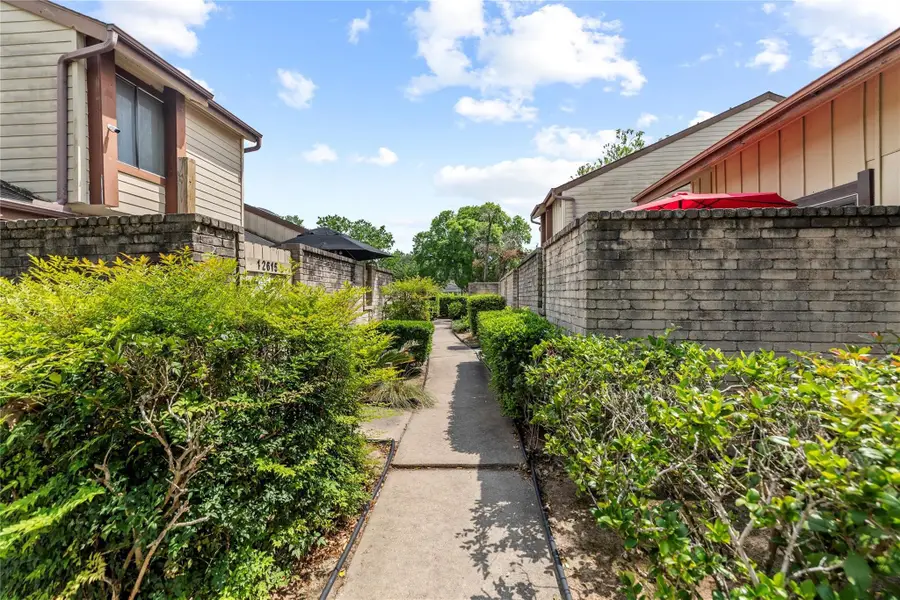 12606 Wellington Park Drive, Houston, TX 77072 - Image #3