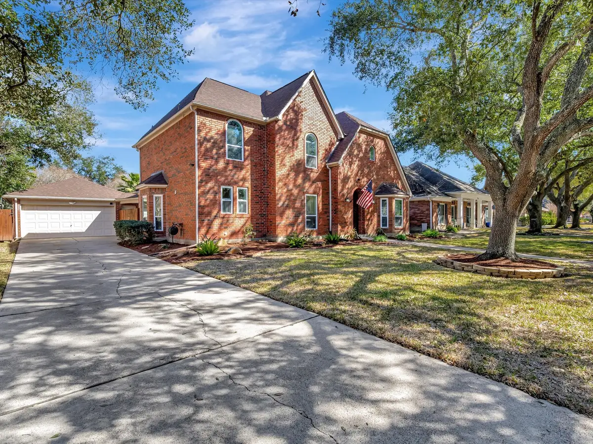 714 Crestwood Drive, El Lago, TX 77586 - #1