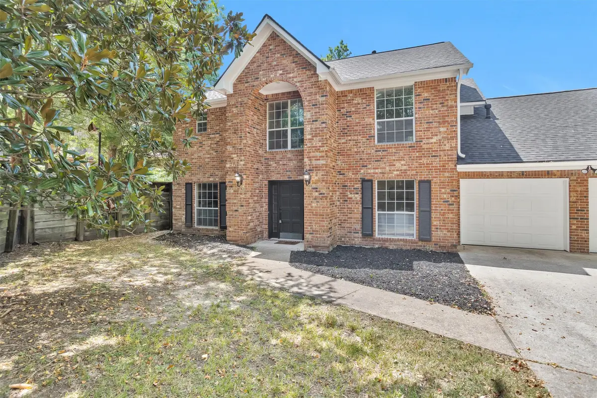 1915 E Lake Drive, Huntsville, TX 77340 - #1