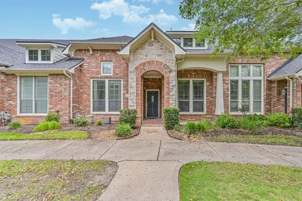 3318 Silverbrook Lane, Pearland, TX 77584