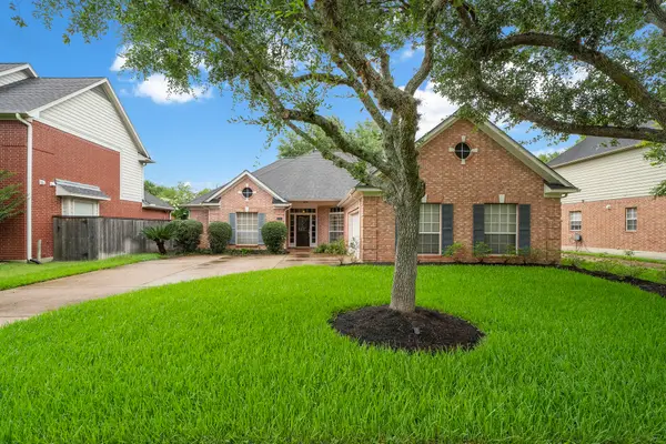 7319 Emerald Glen Drive, Sugar Land, TX 77479