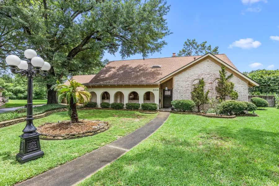 2210 S Memorial Court, Pasadena, TX 77502 - #2