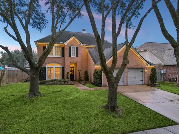 2839 Five Oaks Drive, Missouri City, TX 77459