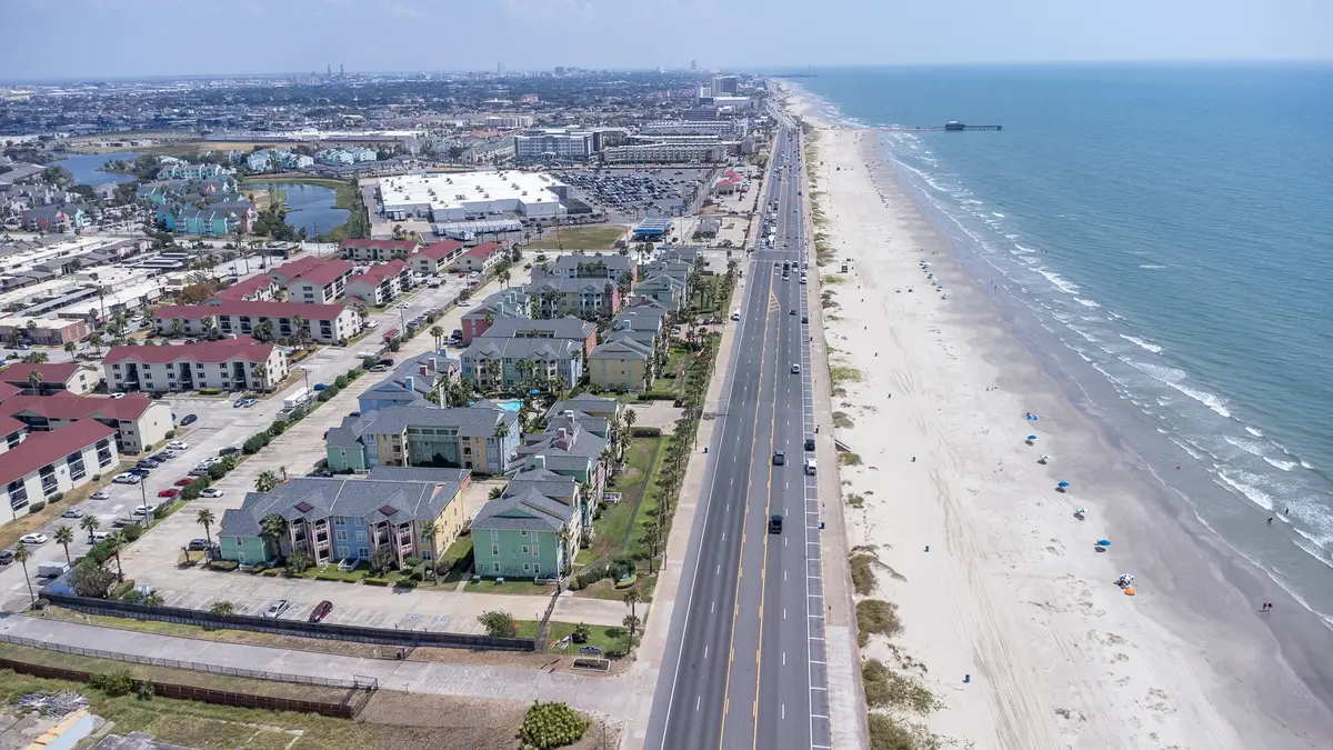 7000 Seawall Boulevard #613, Galveston, TX 77551 - Image #1