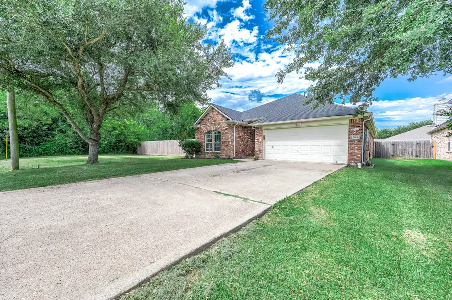 3703 Nichols Avenue, Dickinson, TX 77539 - #3
