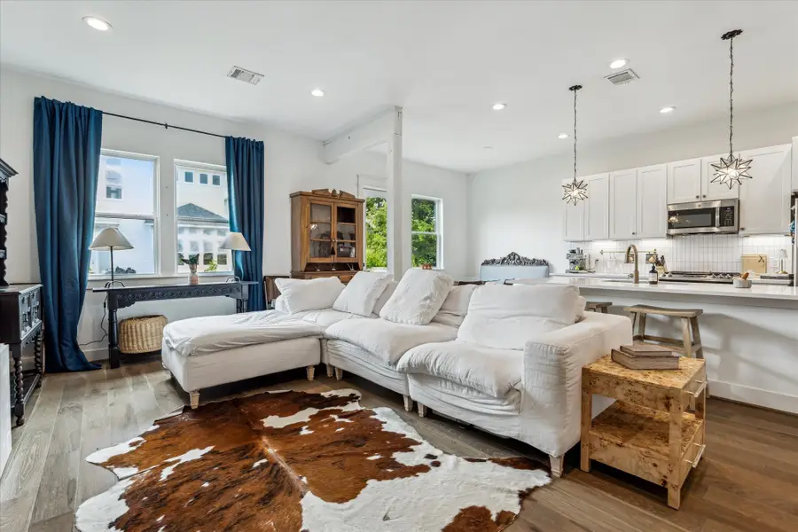 810 E 39th Street, Houston, TX 77022 - Image #3