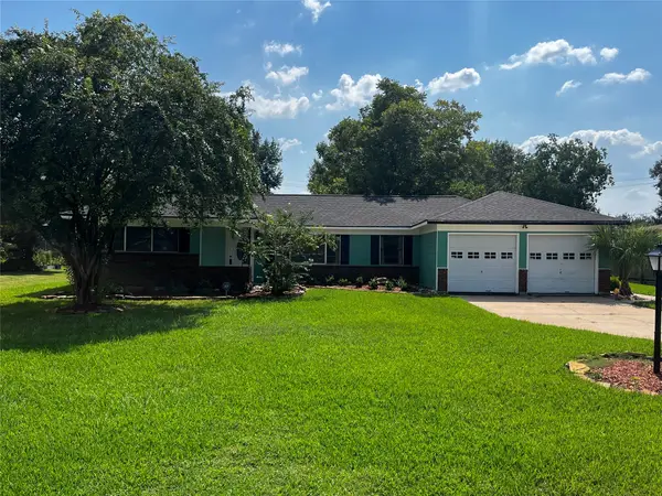 416 Azalea Drive, Baytown, TX 77520