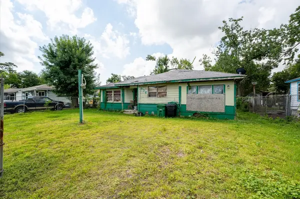 7926 Linda Vista Road, Houston, TX 77028