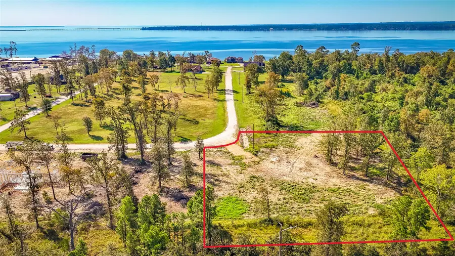 016 Falcon Point, Onalaska, TX 77360 - Image #2