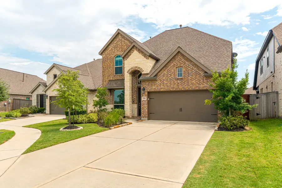 9411 Kingsford Valley Court, Tomball, TX 77375 - Image #2