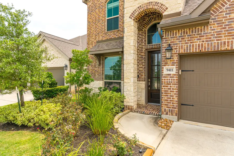 9411 Kingsford Valley Court, Tomball, TX 77375 - Image #3