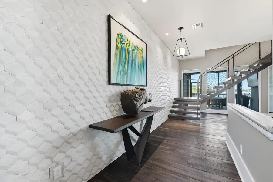 1721 Bayou Shore Drive, Galveston, TX 77551 - #3