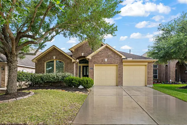 25911 Riverside Creek Drive, Richmond, TX 77406