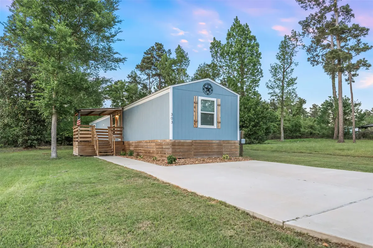 303 W Lone Oak Road, Onalaska, TX 77360 - #1
