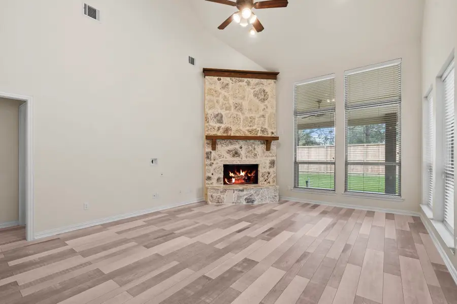 187 N Vershire Circle, The Woodlands, TX 77354 - #3