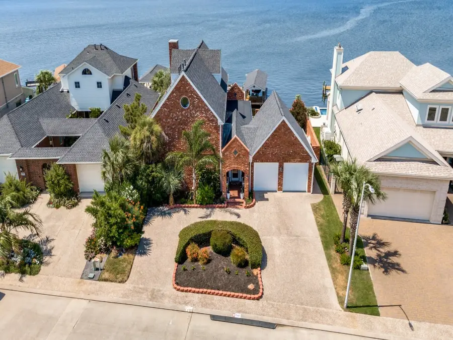 7312 Offats Point Circle, Galveston, TX 77551 - #2