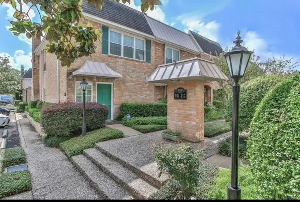 2228 S Piney Point Road #101, Houston, TX 77063