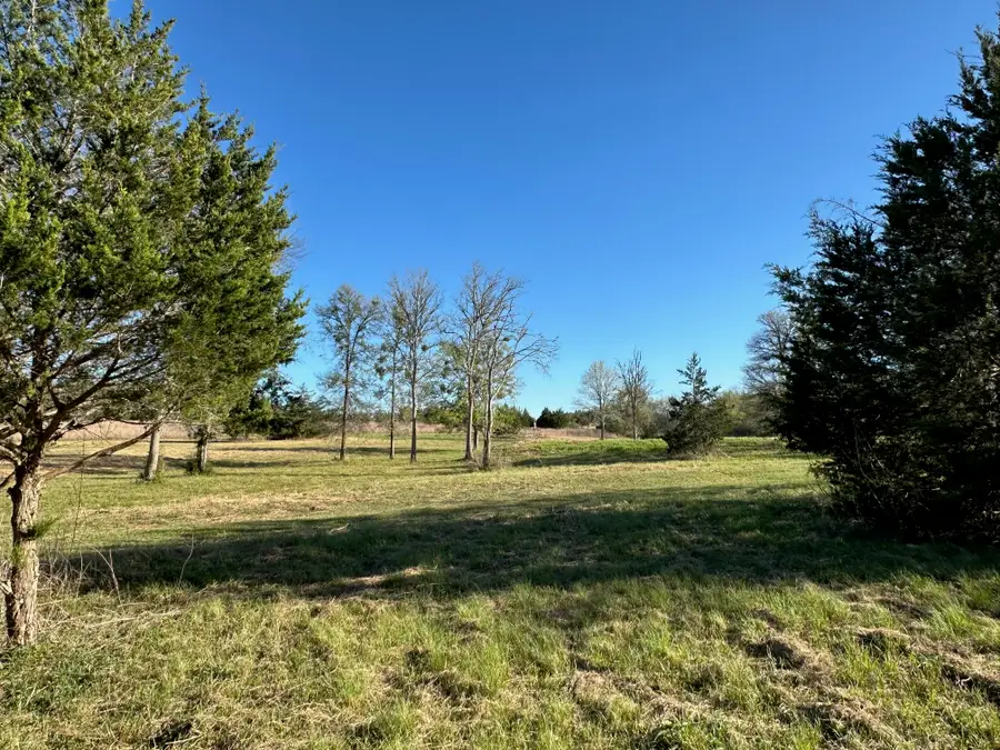 730 Tx-237, Fayetteville, TX 78940 - Image #2