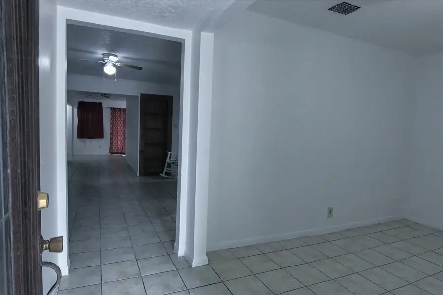 4002 Charriton Drive, Houston, TX 77039 - Image #2