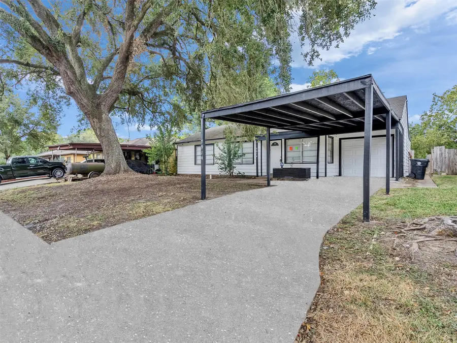 7914 Belbay Street, Houston, TX 77033 - Image #3