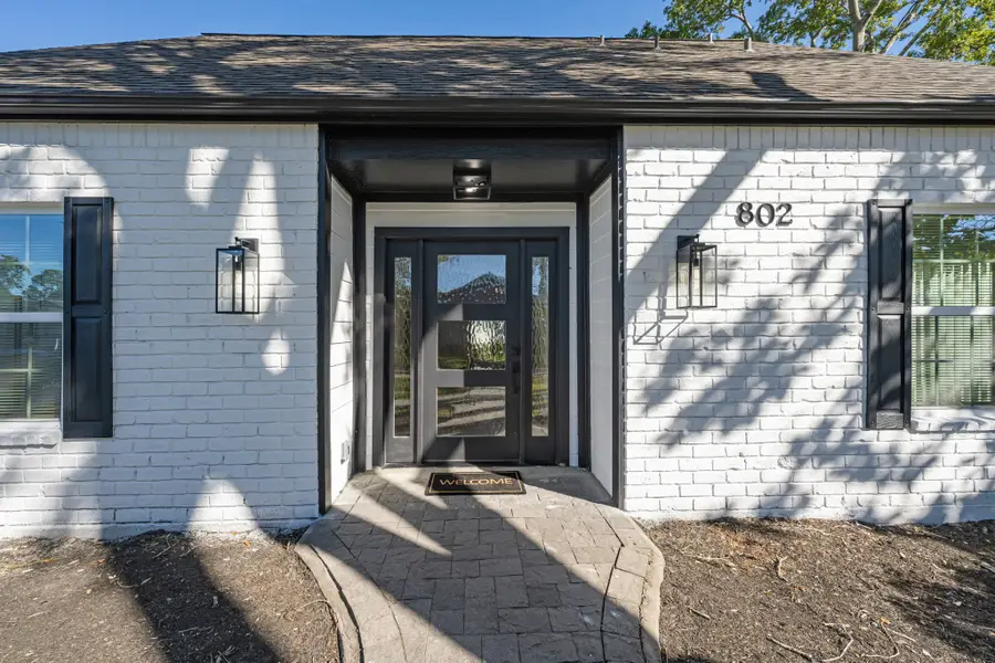 802 Lake Villa Drive, Seabrook, TX 77586 - Image #3