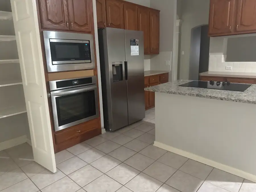 215 Bristol Bend Circle, The Woodlands, TX 77382 - #2