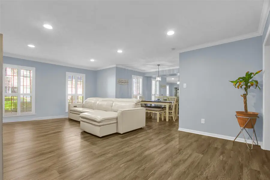 351 N Post Oak Lane #610, Houston, TX 77024 - Image #3