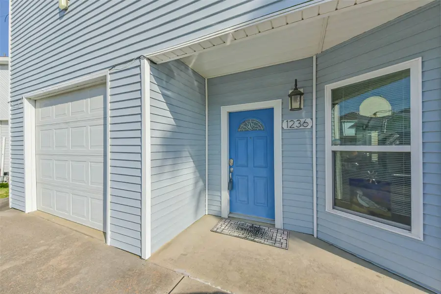 1236 Sailfish Street, Bayou Vista, TX 77563 - Image #3