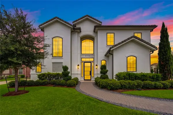 2330 Wyndam Heights Lane, Houston, TX 77077