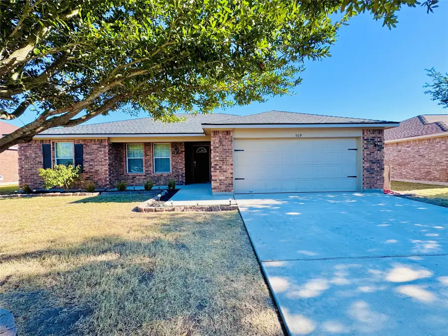 509 Christopher Cove, Lockhart, TX 78644 - Image #3