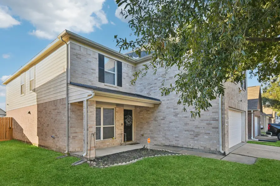 5031 Hickory Burl Court, Katy, TX 77449 - Image #3