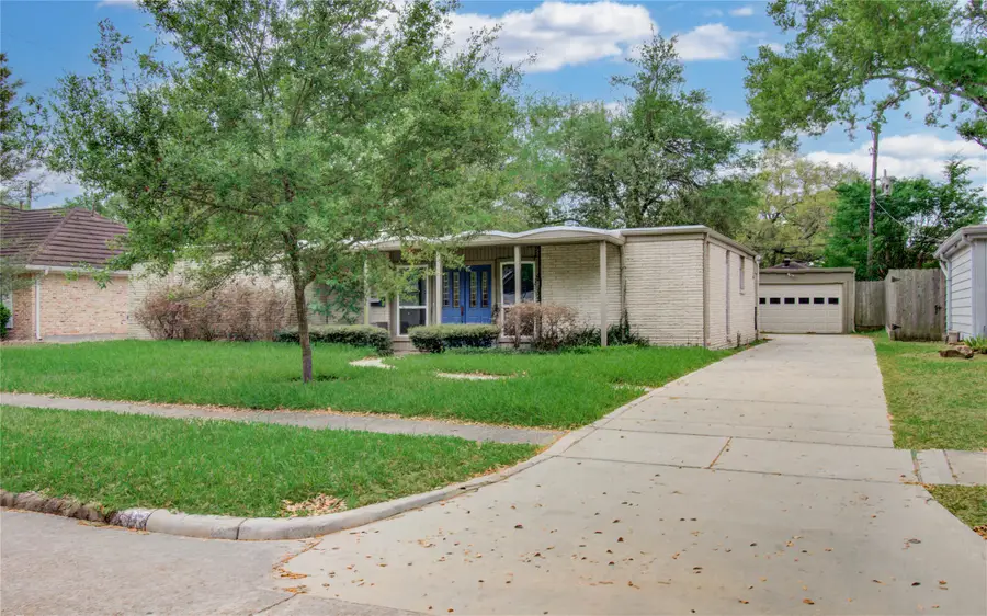 5507 Braesvalley Drive, Houston, TX 77096 - #2