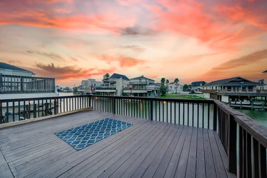 1822 Port O'call Street, Galveston, TX 77554 - Image #2